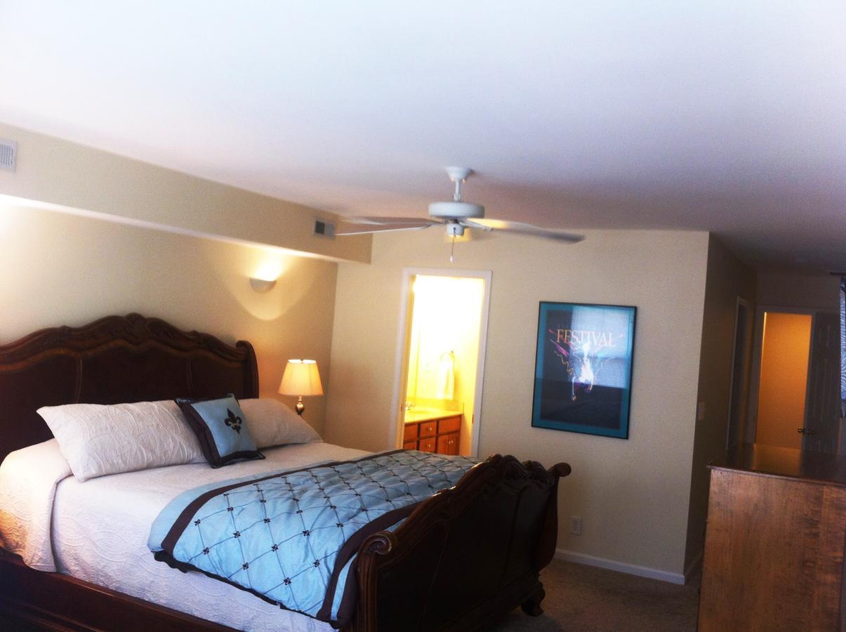 Restaurant Row Townhouse 2 King Bedrooms Louisville Exterior photo